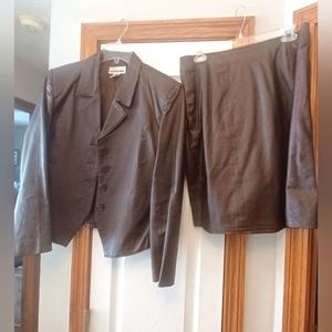 Brown leather Blazer and skirt